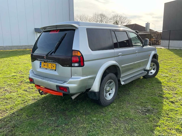 Personenauto - afbeelding 37 van  37