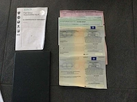 Personenauto - afbeelding 18 van  18