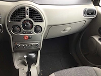 Personenauto - afbeelding 17 van  17