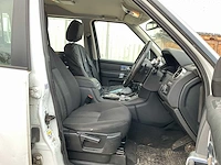Personenauto - afbeelding 10 van  19