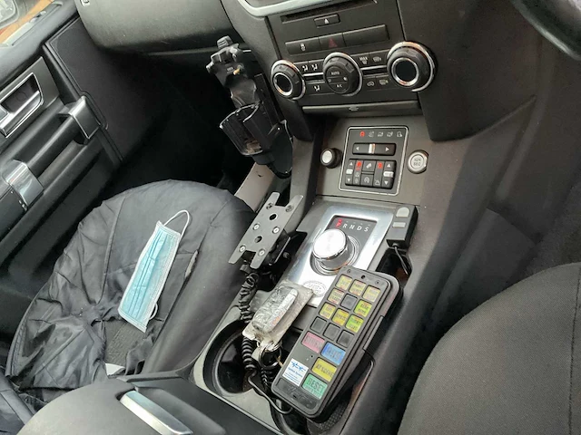 Personenauto - afbeelding 13 van  19