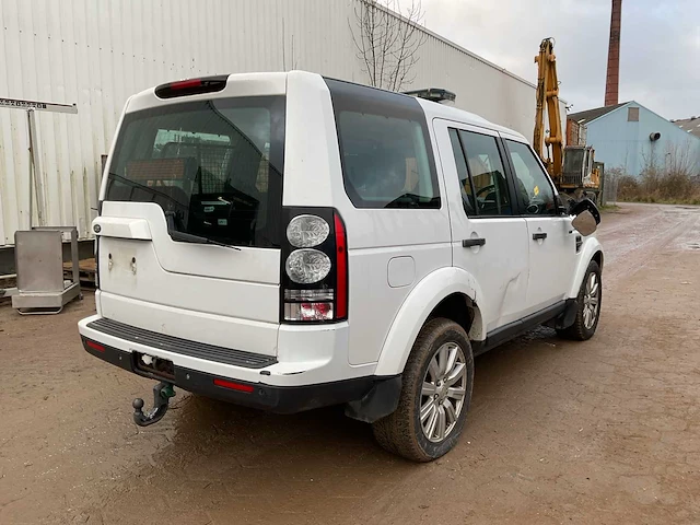 Personenauto - afbeelding 5 van  19