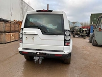 Personenauto - afbeelding 6 van  19