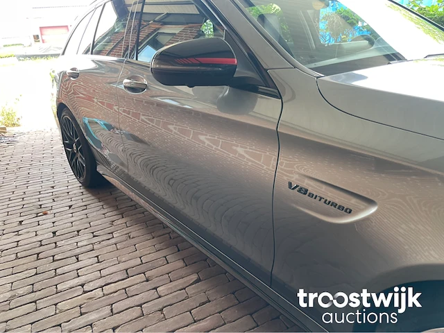 Personenauto - afbeelding 33 van  36