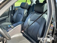 Personenauto - afbeelding 2 van  24