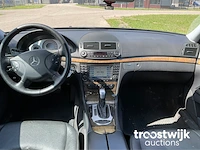 Personenauto - afbeelding 23 van  24