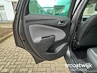 Personenauto - afbeelding 3 van  28
