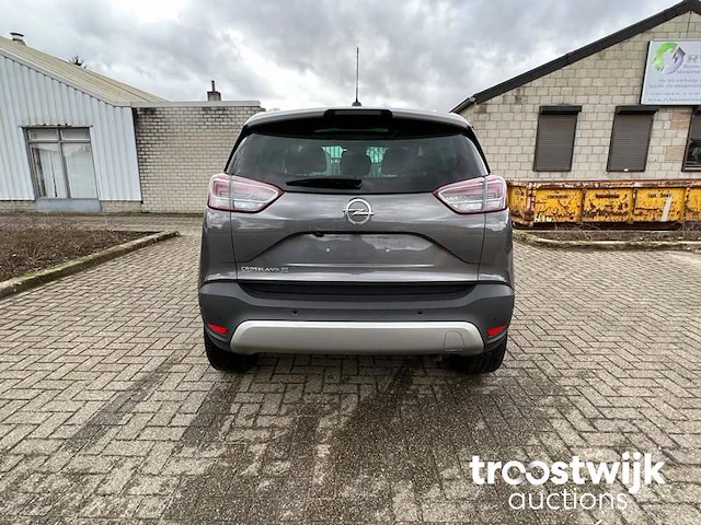 Personenauto - afbeelding 4 van  28