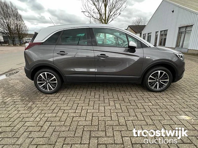 Personenauto - afbeelding 26 van  28