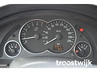 Personenauto - afbeelding 18 van  30