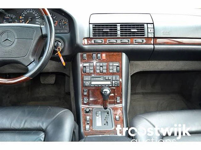 Personenauto - afbeelding 5 van  50