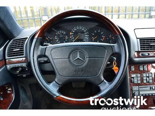 Personenauto - afbeelding 7 van  50