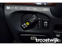 Personenauto - afbeelding 11 van  50