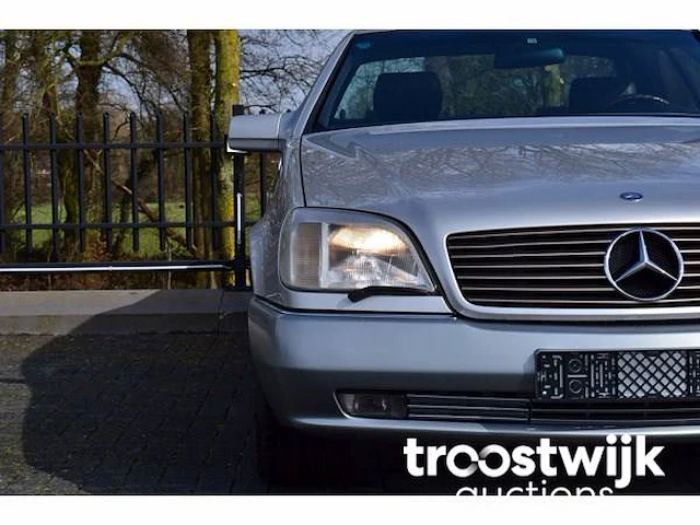 Personenauto - afbeelding 12 van  50