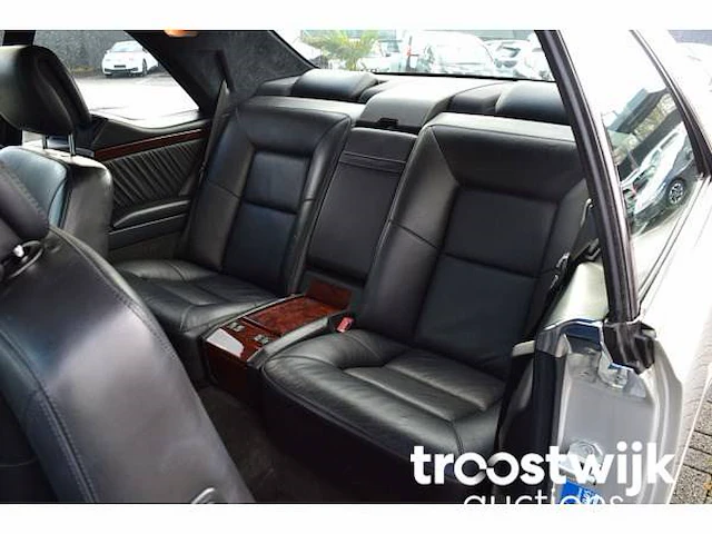 Personenauto - afbeelding 25 van  50