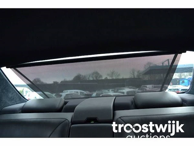 Personenauto - afbeelding 26 van  50