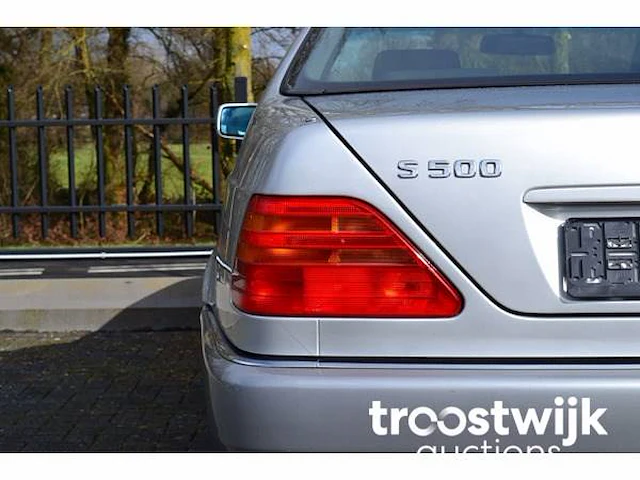 Personenauto - afbeelding 47 van  50