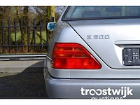 Personenauto - afbeelding 47 van  50
