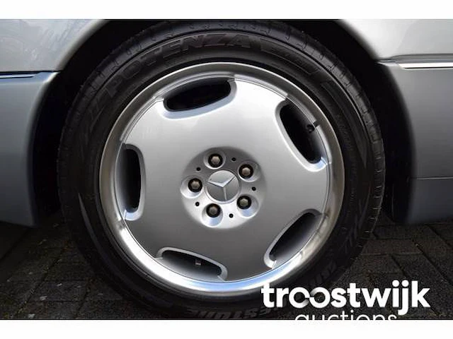 Personenauto - afbeelding 50 van  50