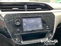 Personenauto - afbeelding 3 van  27