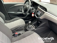 Personenauto - afbeelding 14 van  27