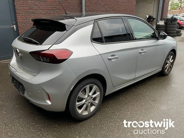 Personenauto - afbeelding 21 van  27
