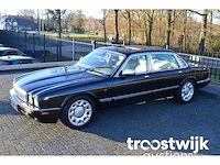 Personenauto - afbeelding 3 van  45