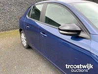 Personenauto - afbeelding 17 van  31