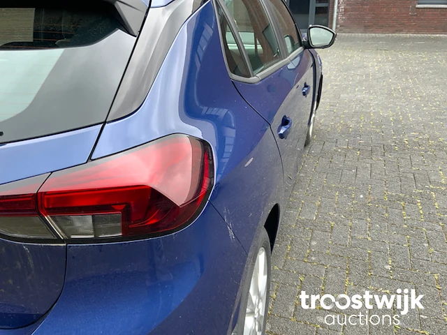 Personenauto - afbeelding 21 van  31