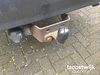 Personenauto - afbeelding 10 van  19