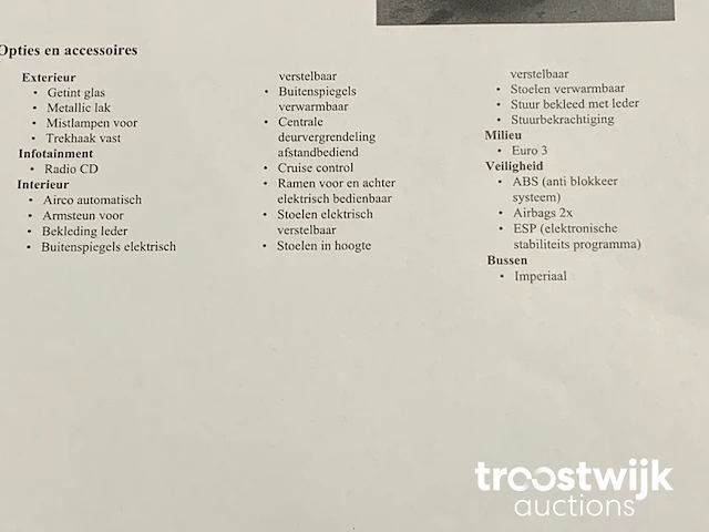 Personenauto - afbeelding 11 van  19