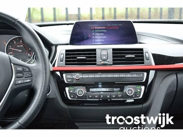 Personenauto - afbeelding 3 van  37