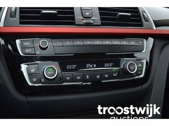 Personenauto - afbeelding 15 van  37