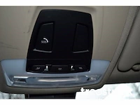 Personenauto - afbeelding 16 van  37