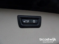 Personenauto - afbeelding 19 van  37