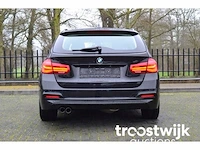 Personenauto - afbeelding 23 van  37
