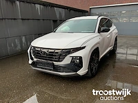 Personenauto - afbeelding 1 van  27