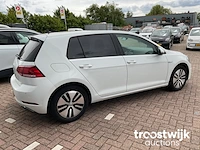 Personenauto - afbeelding 20 van  26