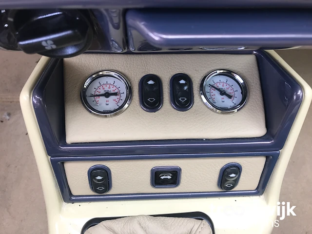 Personenauto - afbeelding 11 van  39