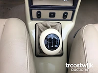Personenauto - afbeelding 13 van  39