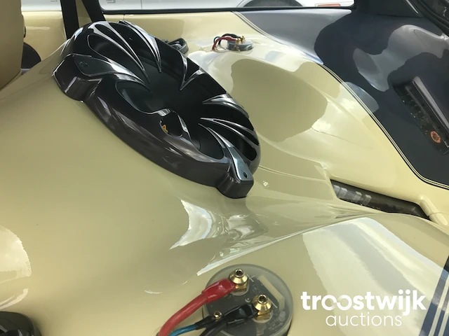 Personenauto - afbeelding 19 van  39