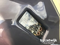 Personenauto - afbeelding 24 van  39