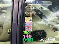 Personenauto - afbeelding 26 van  39
