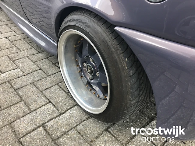 Personenauto - afbeelding 37 van  39