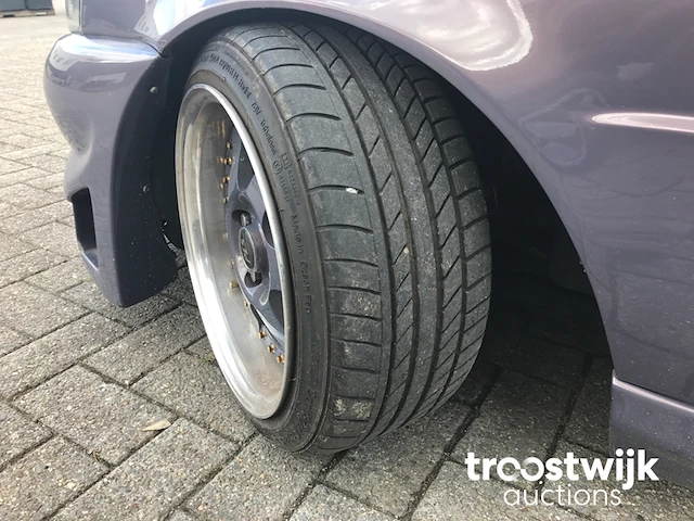 Personenauto - afbeelding 39 van  39