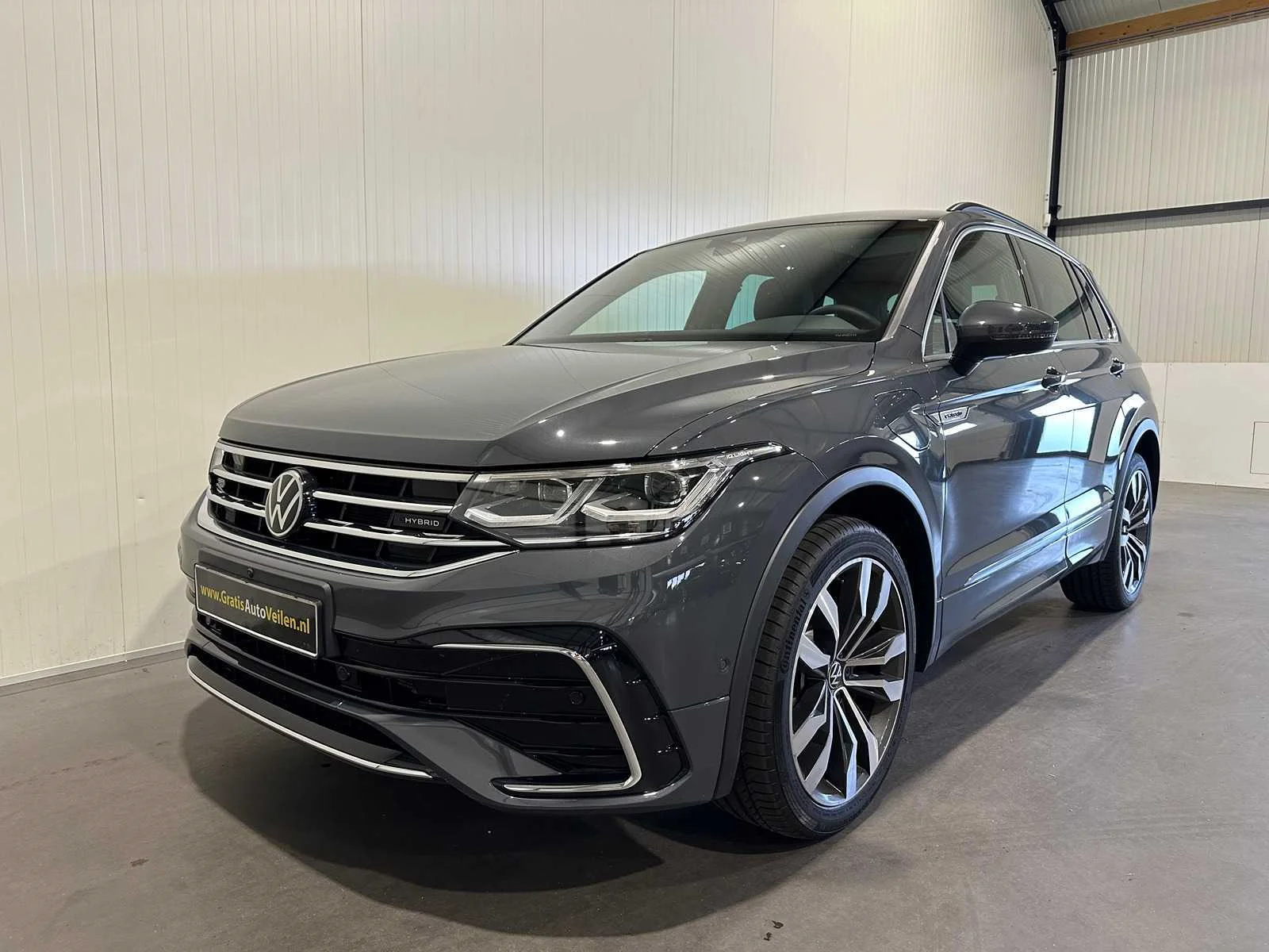 Personenauto's, bedrijfswagens en overig materieel in odiliapeel