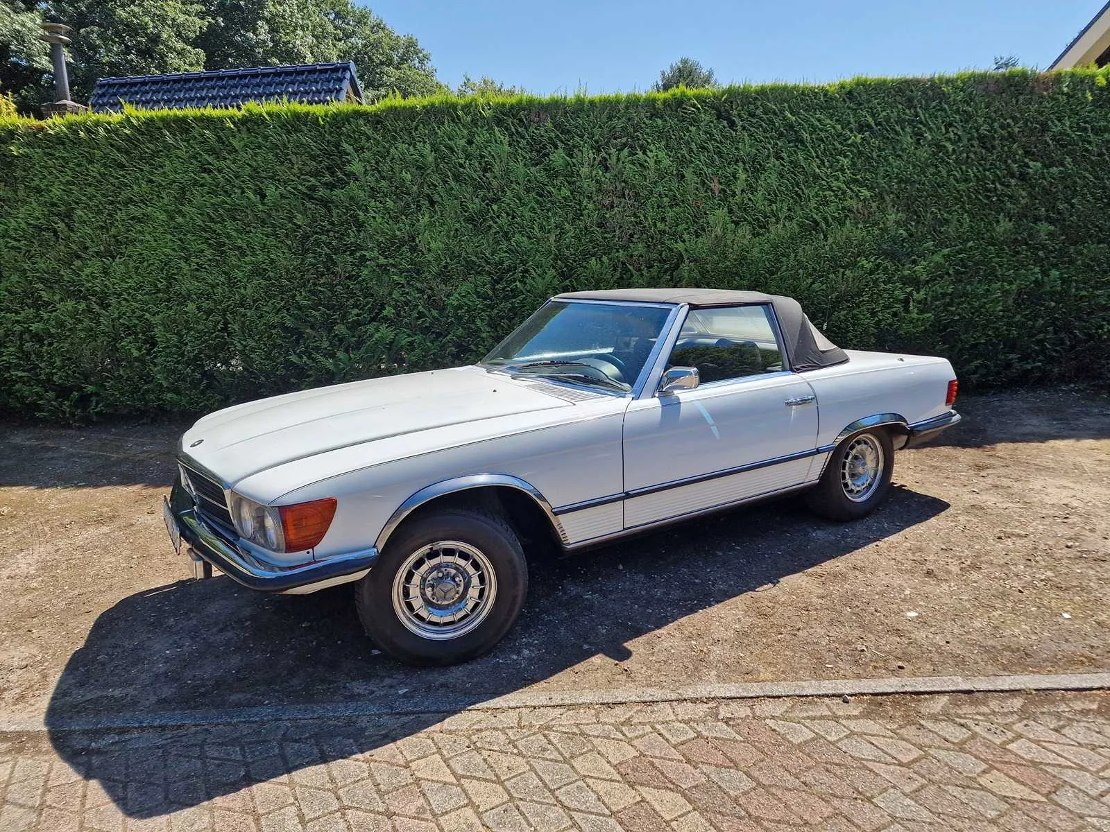 Personenauto's en bedrijfswagens in eerbeek