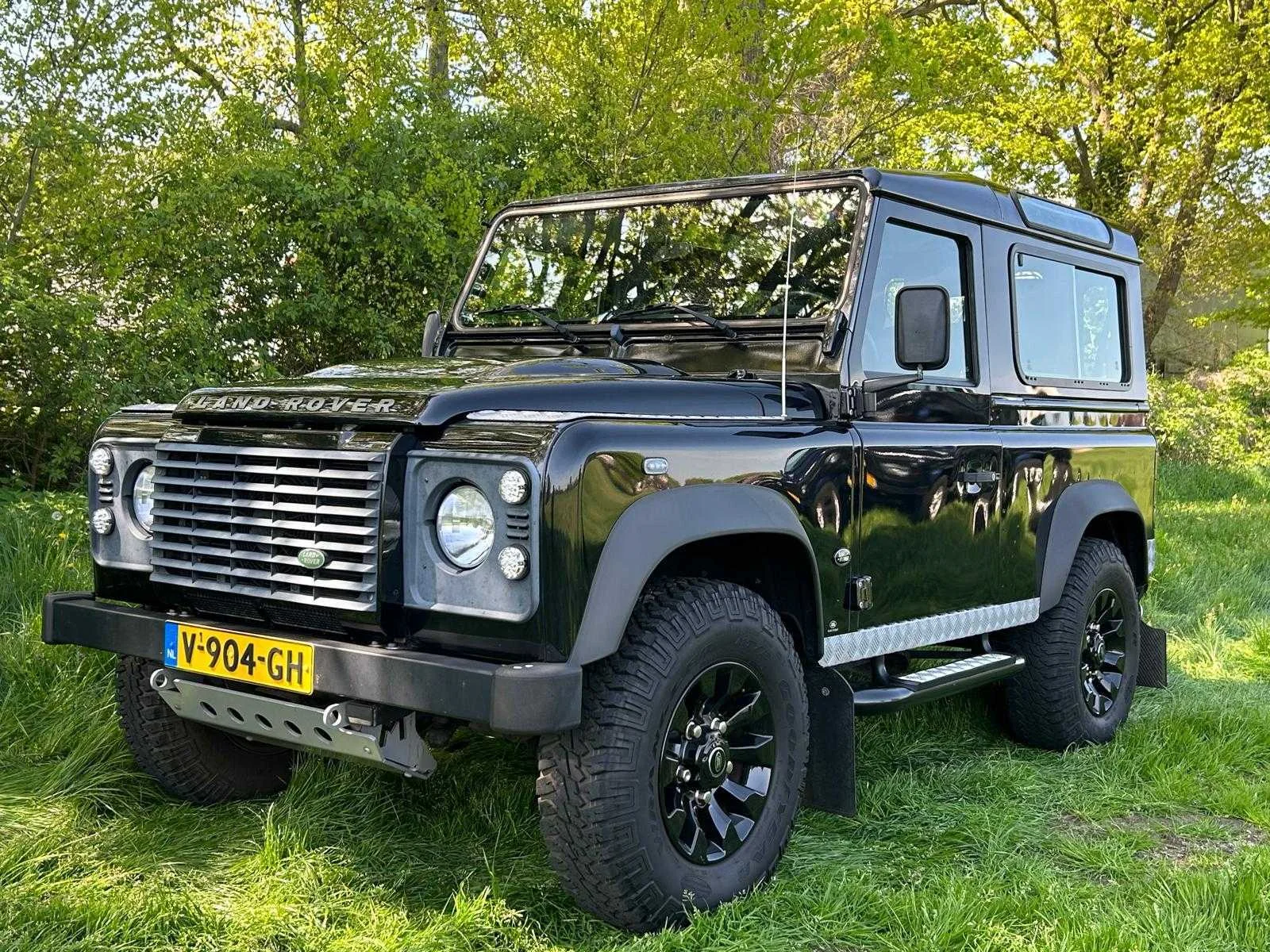 Personenauto's en bedrijfswagens in eerbeek