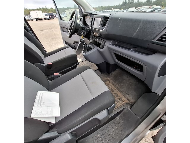 Personenbus, citroën, jumpy - afbeelding 24 van  46