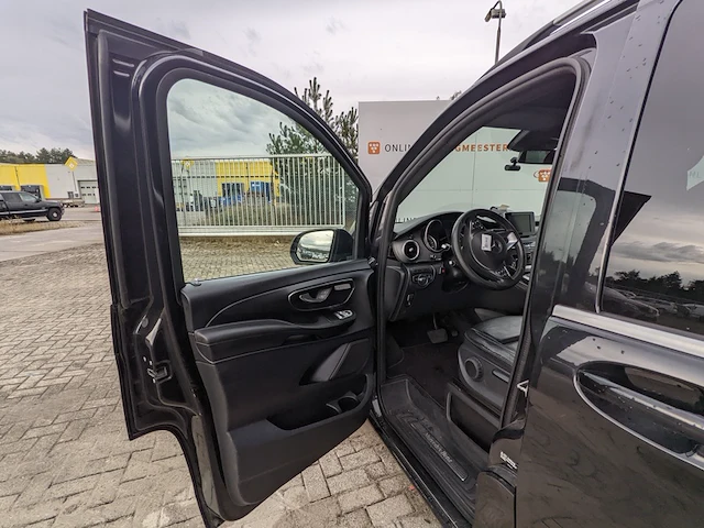 Personenbus mercedes-benz, v-klasse v250d, zwart, bouwjaar 2017 - afbeelding 2 van  54